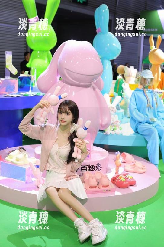 51吃瓜 每日大瓜报告:51吃瓜app带你瞄一瞄今天的‘热销’果!