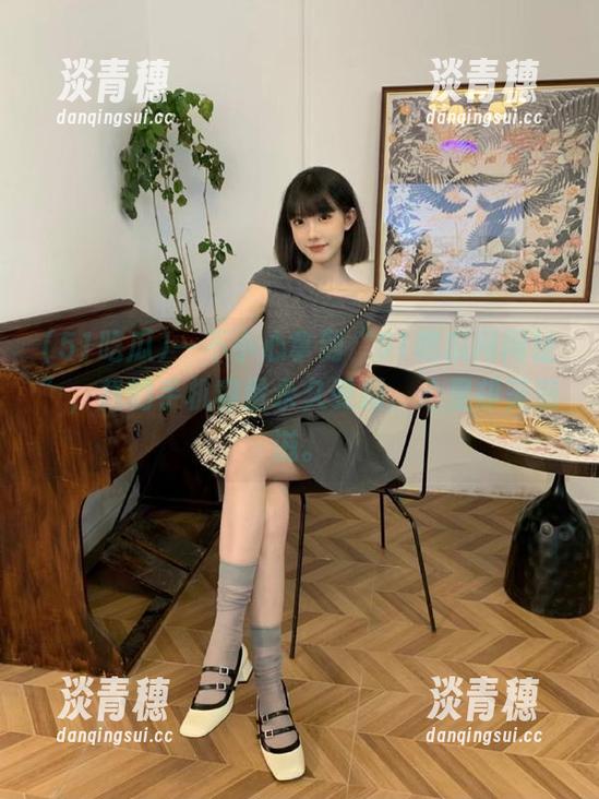51吃瓜 一不小心拿到“51吃瓜网网址”,我的手机容量永久受损,心里却美滋滋。