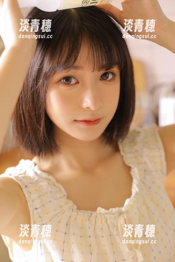 52cg 想追踪最新八卦?先走进52cg传送门,瓜等着你来啃!
