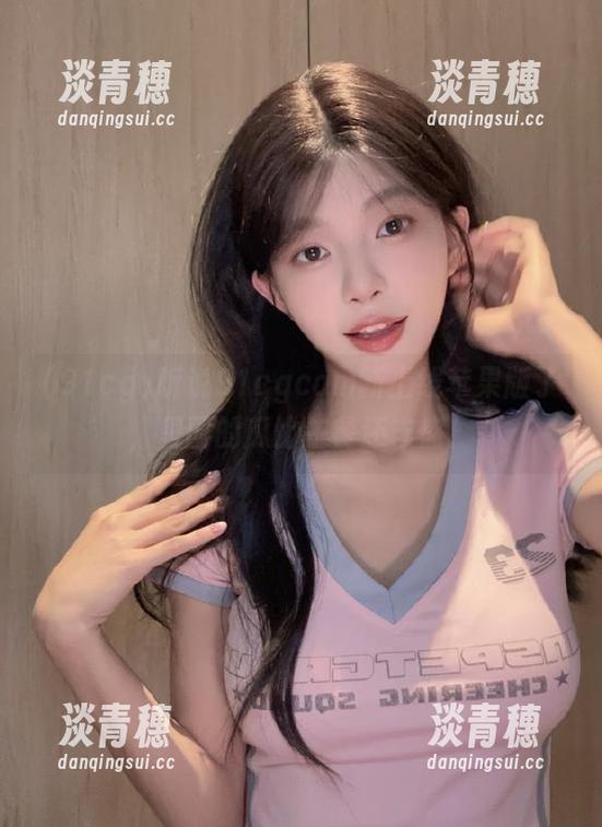 听说91cgcom新上线苹果版了，里面的瓜比午餐还丰盛！
