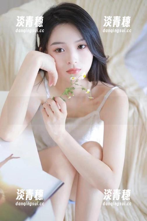 正在91icg上刷最新的内容，心中忍不住充满了期待和好奇！