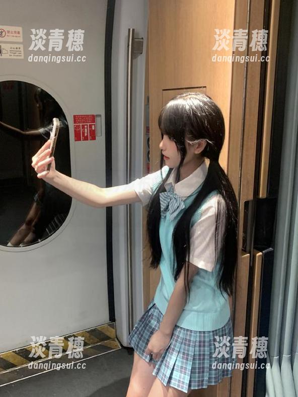 www吃瓜网 发布的那一刻,www吃瓜网似乎成了我头脑风暴的中心!