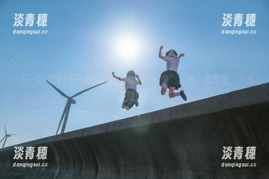 五一吃瓜网网页版的“分享”狂欢，别眨眼，瓜就在那里！