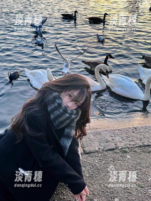 免费吃瓜网 “免费吃瓜网”里藏着的瓜,不光是八卦,还有我对生活的小思考。