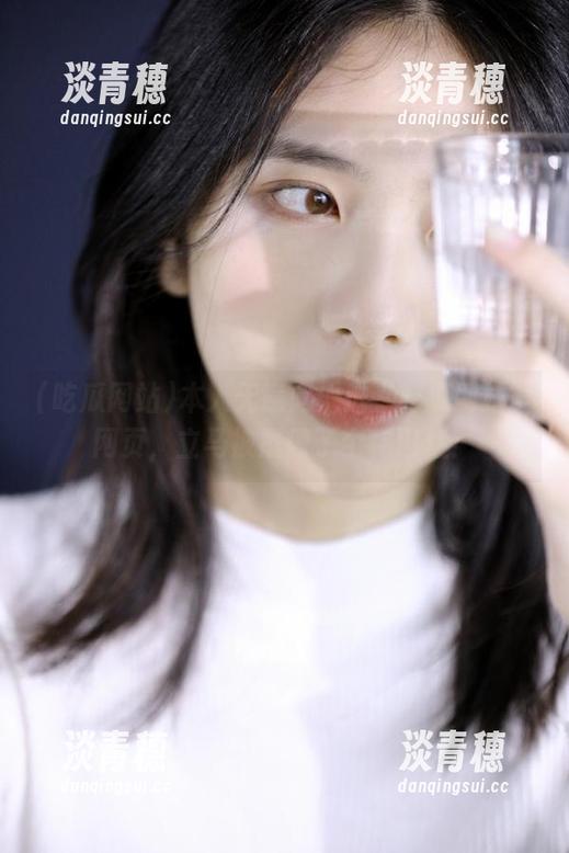 吃瓜网站 本人无意间滑进“吃瓜网站”网页,立马被震惊了个稀巴烂!