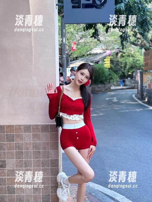 网红黑料 别说我默默关注,首页的“网红黑料”好像又出新花样了!