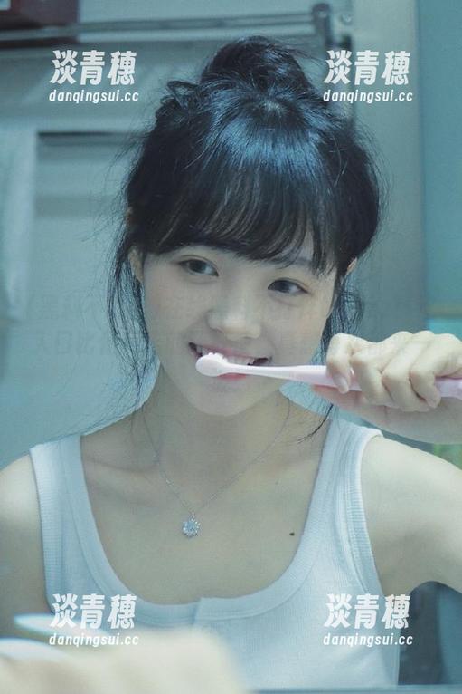 在线黑料不打烊tttzzz！这入口比便利店的还好使，真想每次都来一波！