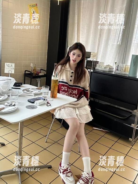 这个入口我看了好久，简直是“黑料不打烊tttzzz”的狂欢