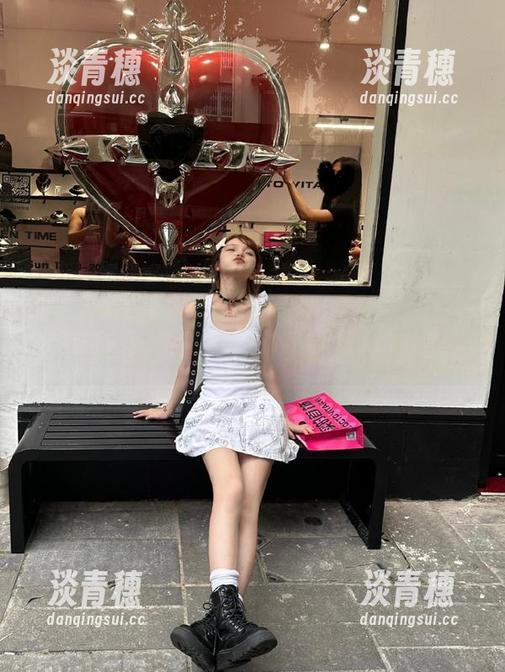 黑料不打烊 如果有黑料不打烊官网的网址,记得打个招呼啊,我会一脸期待!