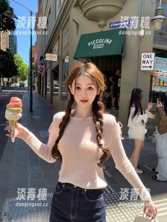 吃瓜群众的乐园，黑料不打烊，下载不要停！