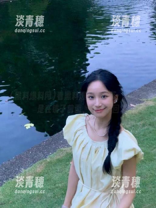 黑料爆料网 看黑料爆料网首页,感觉像是在镜子前面,百转千回