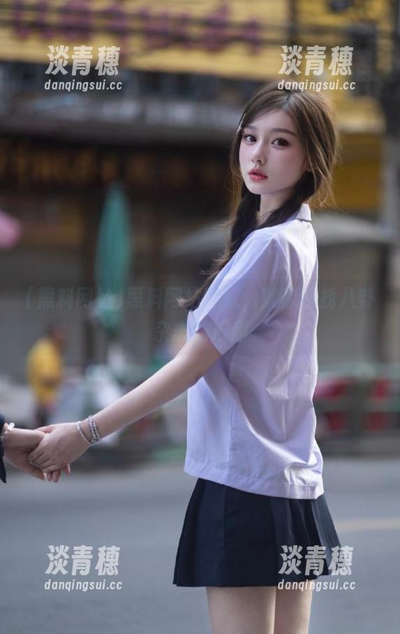 黑料网站导航，就像翻找八卦杂志的乐趣